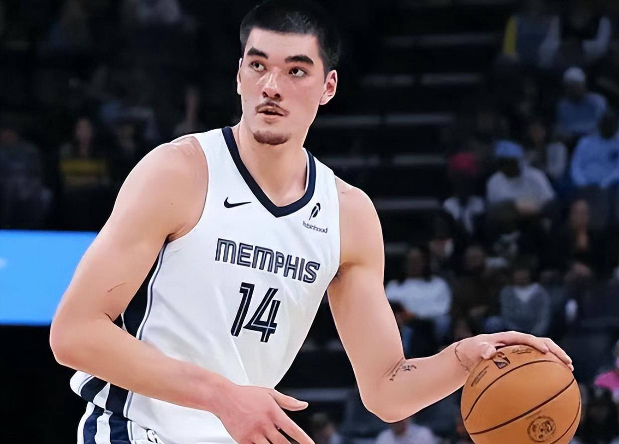 NBA常规赛12月13日赛程前瞻:独行侠主场迎战篮网,勇士挑战森林狼